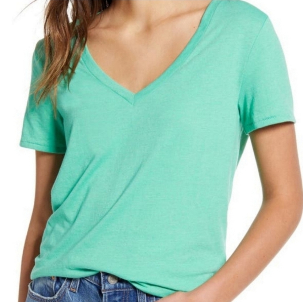 NORDSTROM BP V-NECK SHORT SLEEVE T-SHIRT COLOR Green